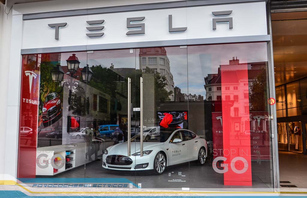 Abre la primera Tesla Store de México | forococheselectricos