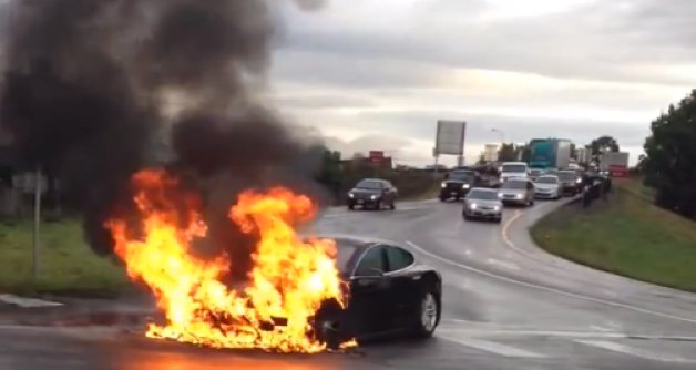 Tesla-Model-Accidente-Fuego