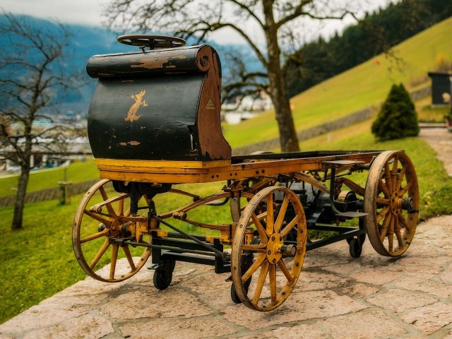 elektrofahrzeug-1898-porsche-p1