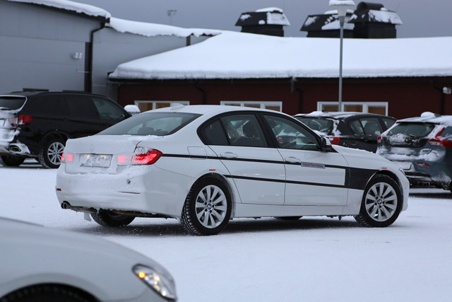 BMW 3 Series eDrive Plug-In Hybrid spied_068 (1)