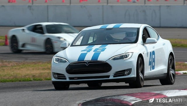 Tesla-48-Race-Car-vs-Ferrari