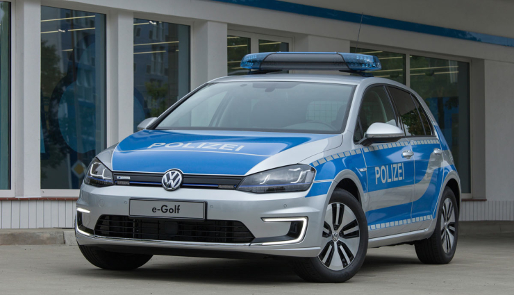 Polizei-Elektroauto-e-Golf-740x425_c (1)