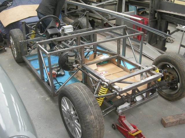 Luka-EV-chassis-668x501