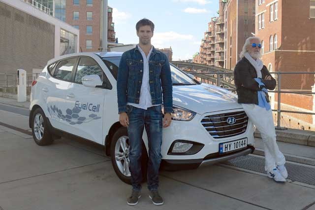 Hyundai-ix35-Fuel-Cell-travels-record-breaking-2383km-in-24-hours