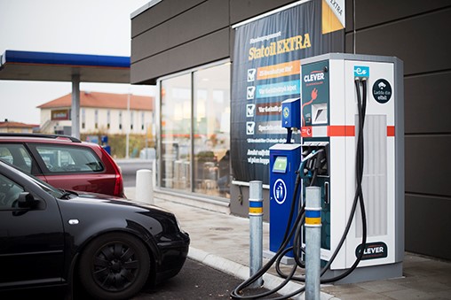 ABB-future-gas-station-sweden-with-ev-fast-charger-terra-53-cjg