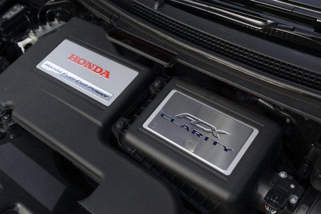 Honda Motor Co. Sets Up Compact Hydrogen Station