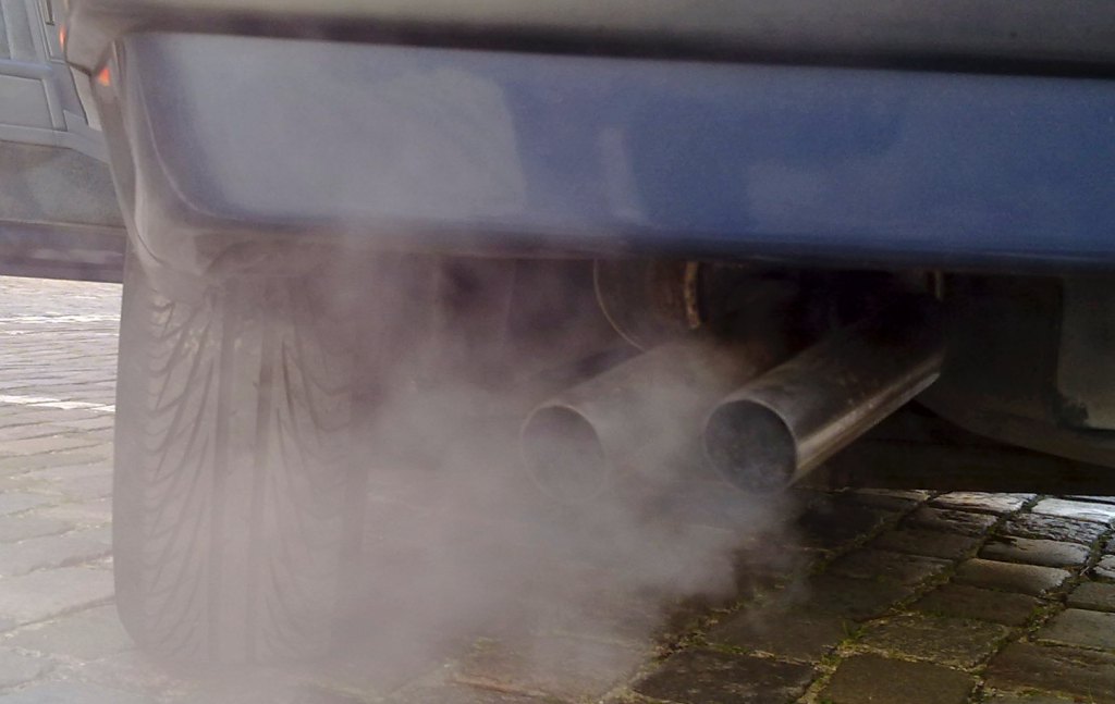 emisiones escape gasolina diesel