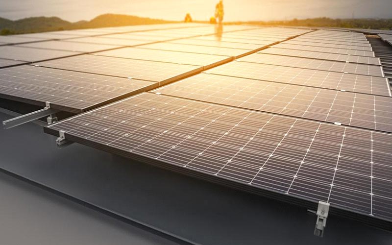 Los paneles solares ferroeléctricos, una alternativa más económica y sostenible