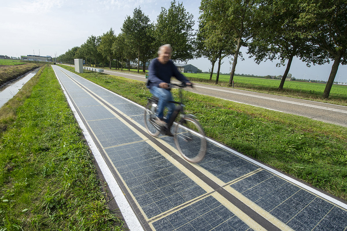 Países Bajos va en serio con los carriles bici solares: 2.000 metros cuadrados generan ya electricidad