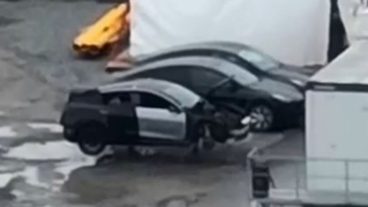 ¿Primera imagen del Tesla Model 2? El esperado coche eléctrico económico, pillado en Giga Berlín