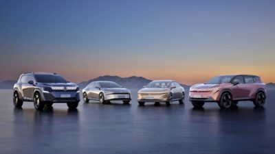 Nissan muestra cuatro prototipos que adelantan el aspecto de sus futuros coches eléctricos e híbridos enchufables